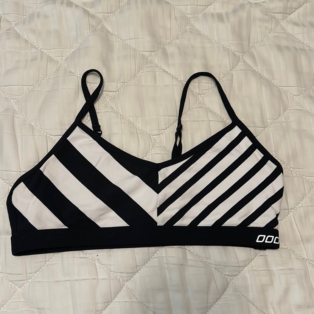 Lorna Jane Active Sports/ Yoga bra